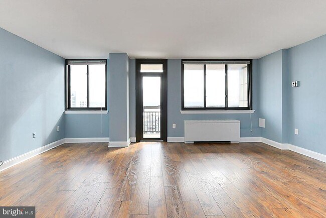 Building Photo - 801 N Pitt St