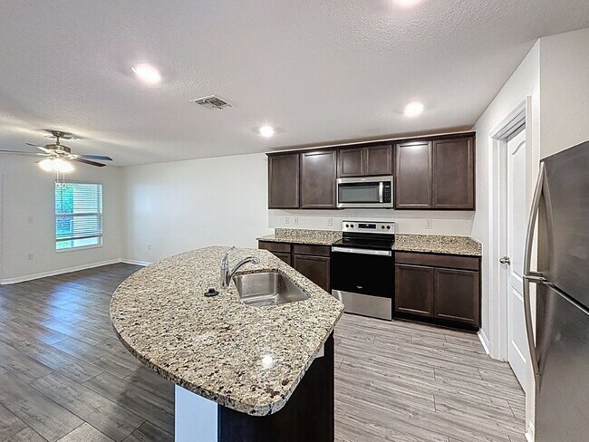 Building Photo - 5426 Companion Ln