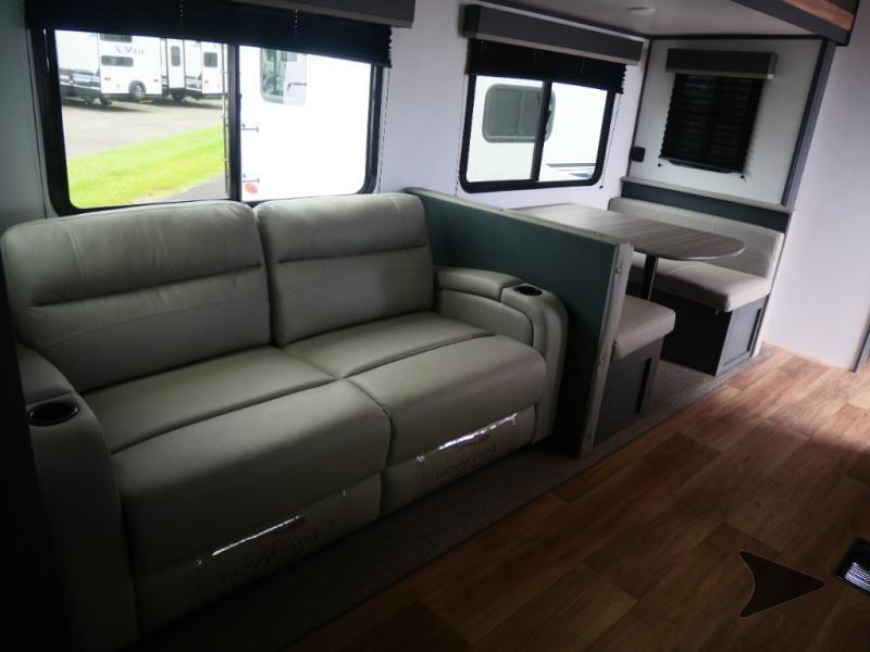 Building Photo - 13691 E Hwy 25