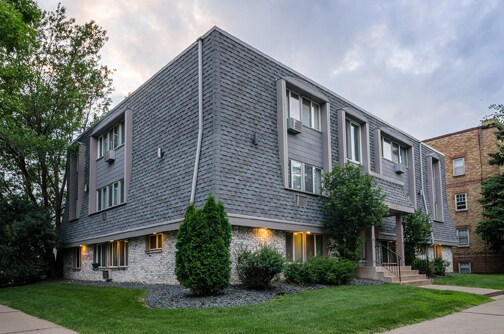 Interior Photo - 3452 Emerson Ave S.