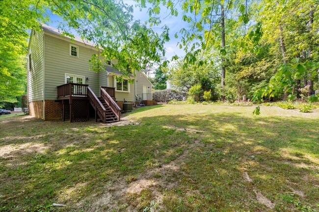 Building Photo - Beautiful 3 Bedroom Home in North Chesterf...