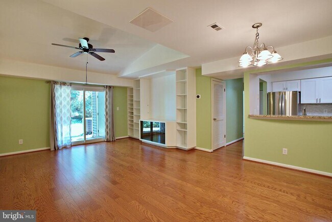 Building Photo - 13573 Orchard Dr