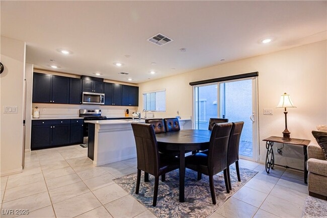 Building Photo - 3628 Via Allegro