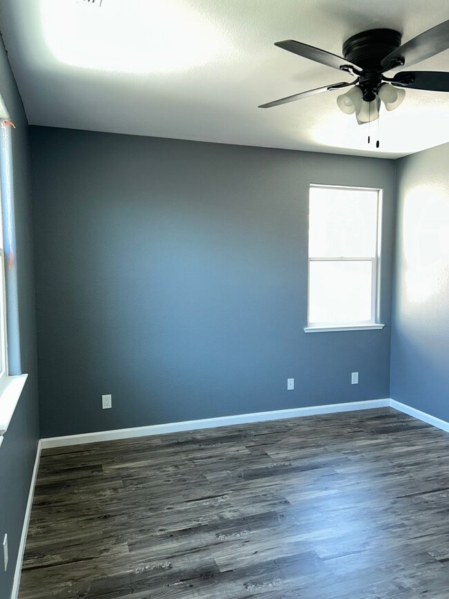 Building Photo - Newly Remodeled 3-Bed Home in Lathrop