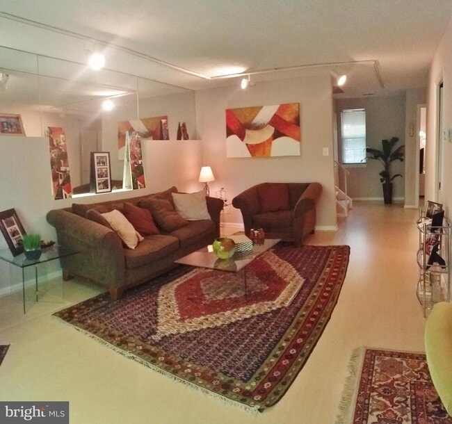 Building Photo - 10452 Parthenon Ct