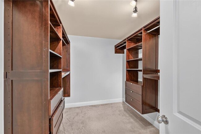 Building Photo - 3526 Pecos Ln