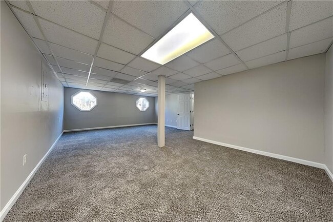 Building Photo - 3500 Quail Hollow Trail