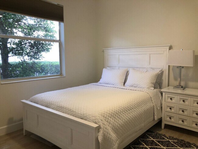 Building Photo - Osprey, FL 4BR/3BA Single Family Pool Home