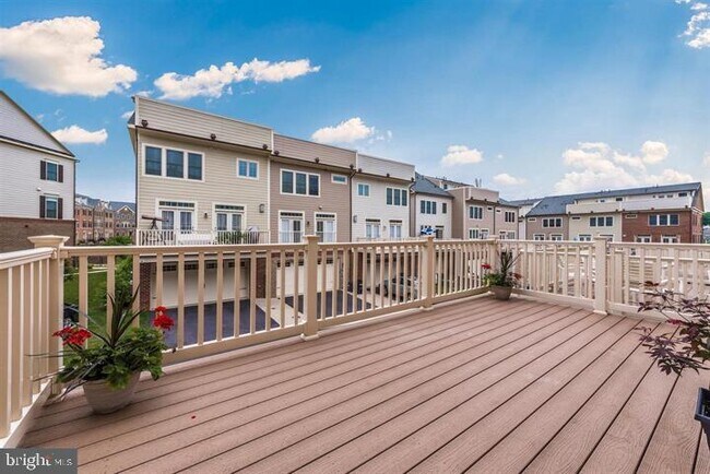 Building Photo - 9162 Landon House Ln