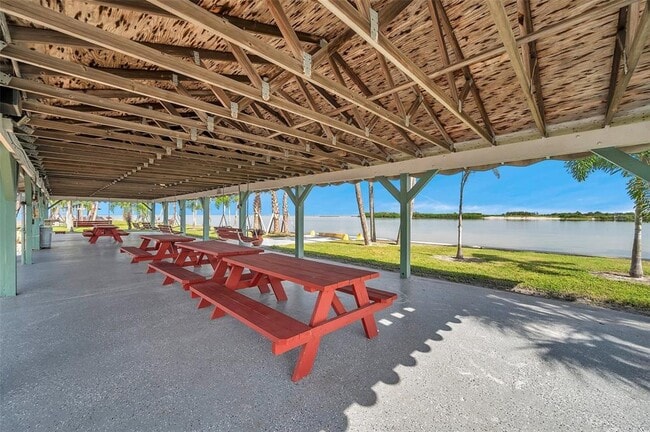 Building Photo - 4851 W Gandy Blvd