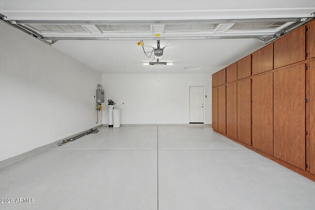 Building Photo - 1460 N Banning