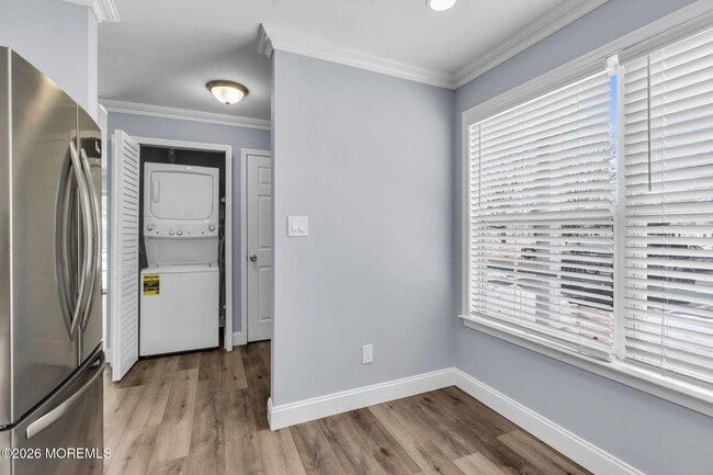 Building Photo - 401 Hampton Ct