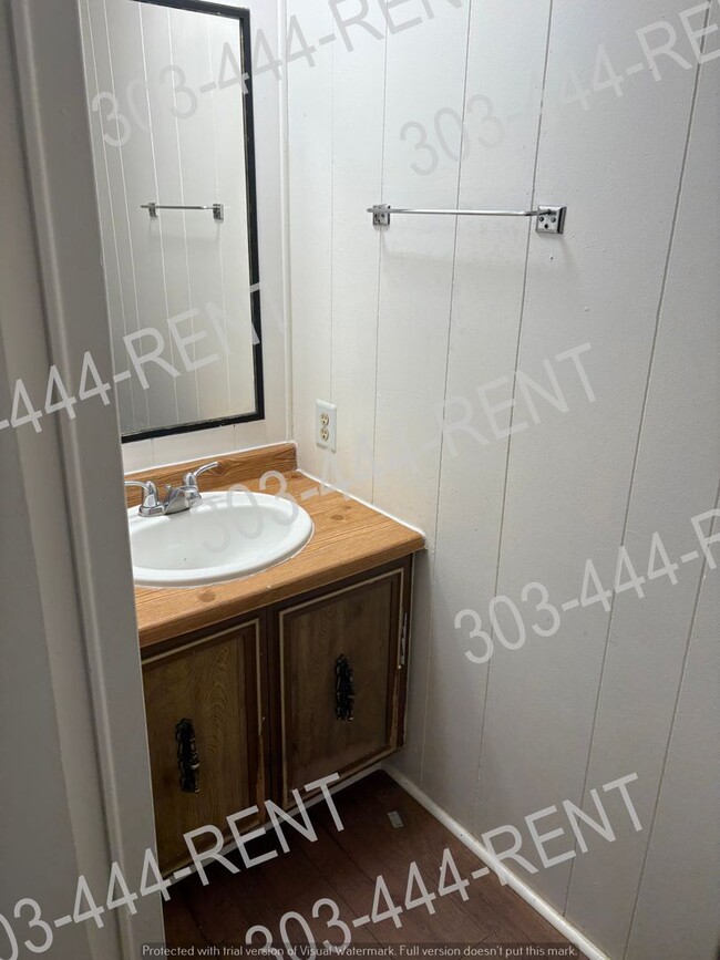 Building Photo - Move In Special $200.00 off 1st month by 03/31/2026 3 Bedroom Mobile Home in Thornton!