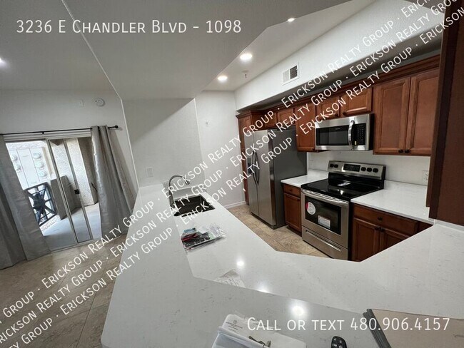 Building Photo - 3236 E Chandler Blvd