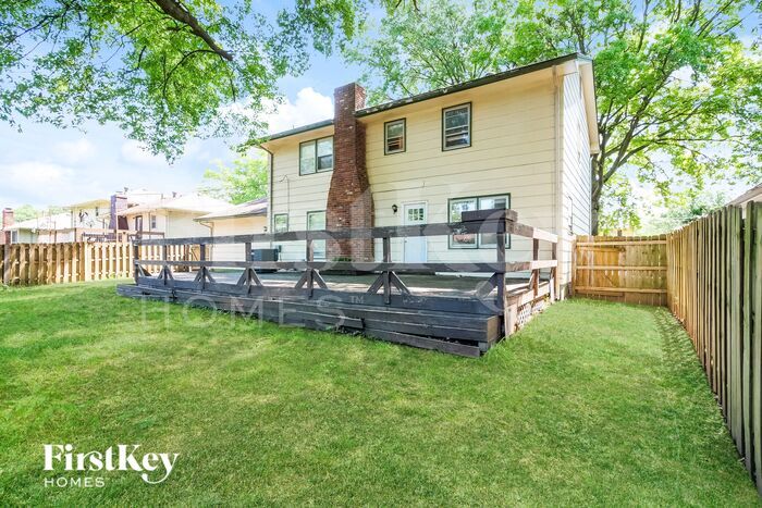Building Photo - 3908 S Summit Ridge Dr