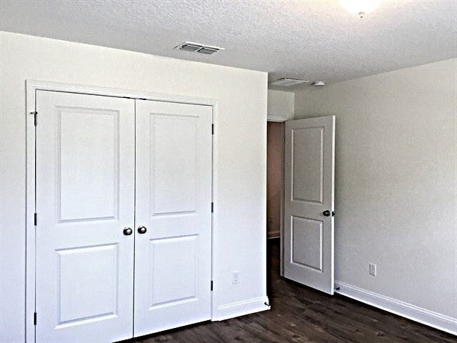 Building Photo - 323 Cortez Dr