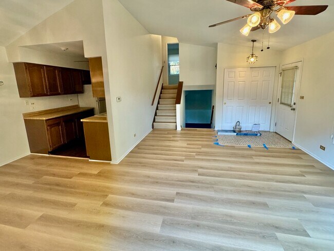 Building Photo - 2724 Weeping Willow Dr