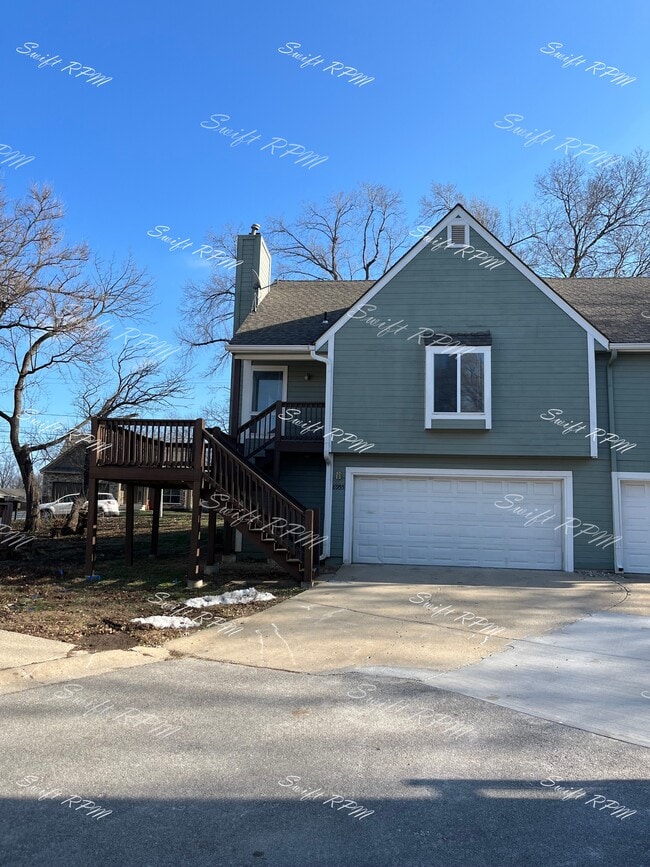 Building Photo - 8955 Hauser