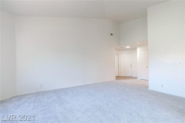 Building Photo - 5020 S Rainbow Blvd