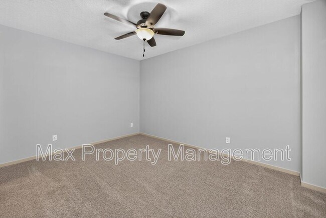 Building Photo - 640 S 50th St