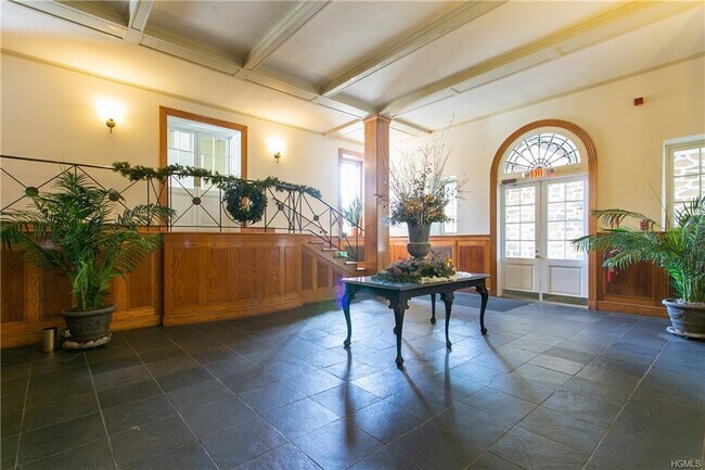 Building Photo - 341 Furnace Dock Rd