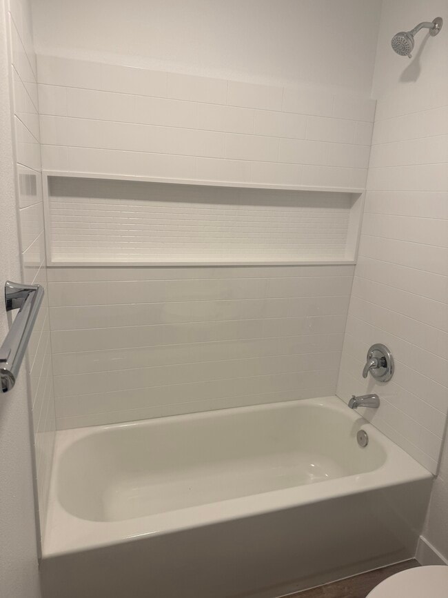 Building Photo - 1487 Claremont Pl