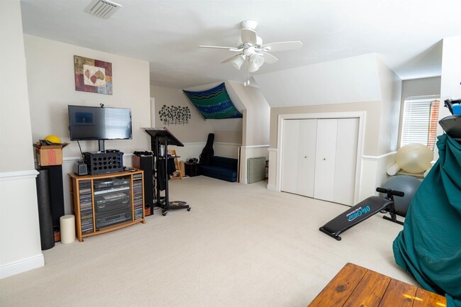 Building Photo - 491 Frank Shaw Rd