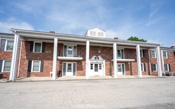 Building Photo - "Charming 1-Bedroom Retreat in Shelbyville...