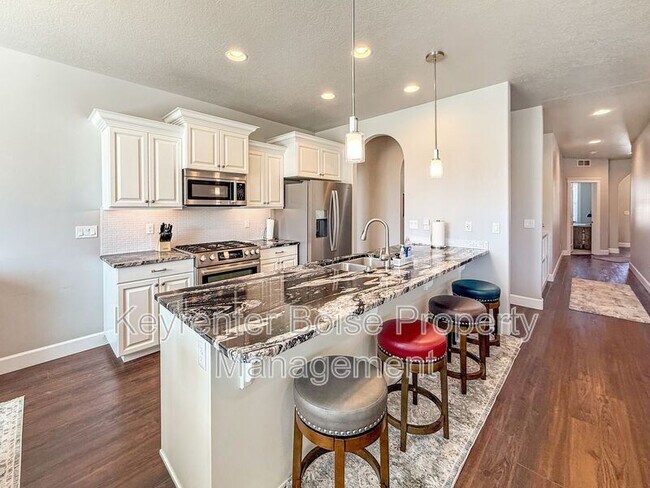 Building Photo - 9753 W Wildbranch Dr
