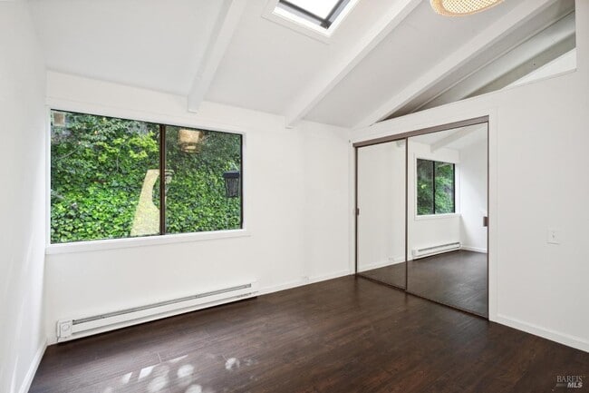 Building Photo - 31 Antilles Way