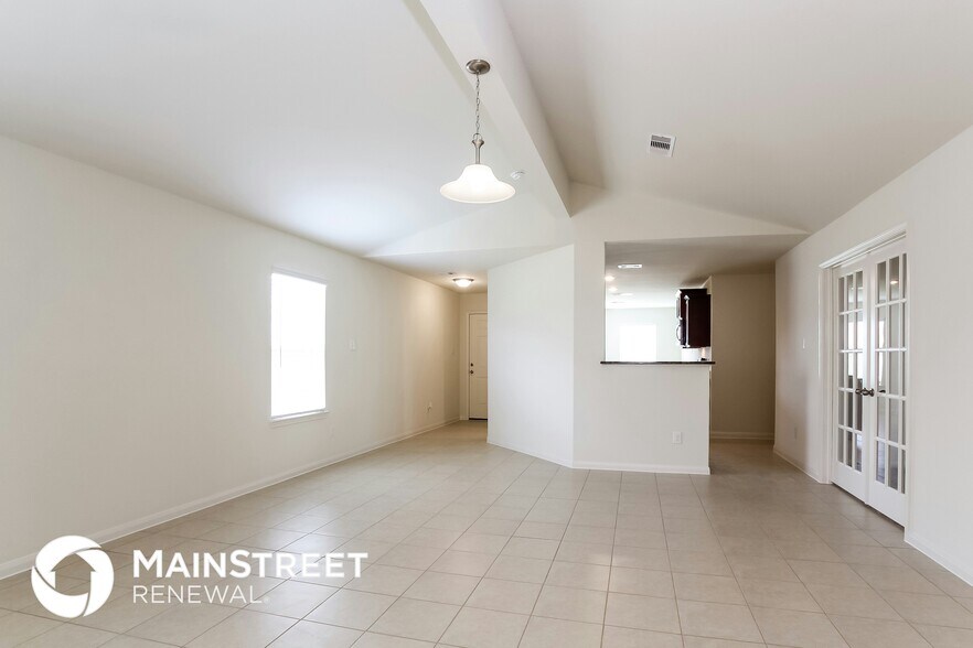 Building Photo - 1214 Emerald Stone Dr