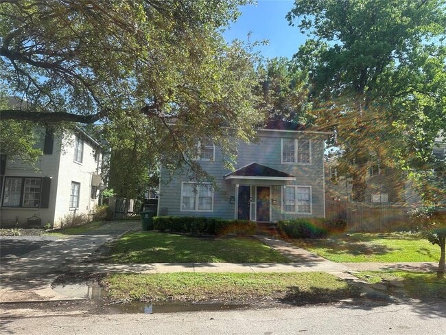 Building Photo - 1831 Colquitt St