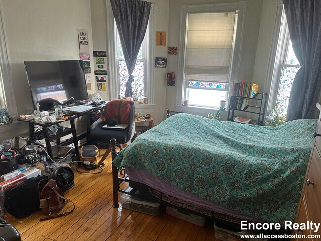 Building Photo - 80 Prentiss St