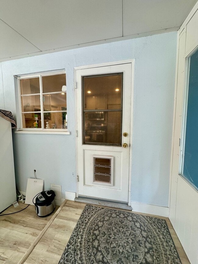 Building Photo - Private oasis in Oak Park