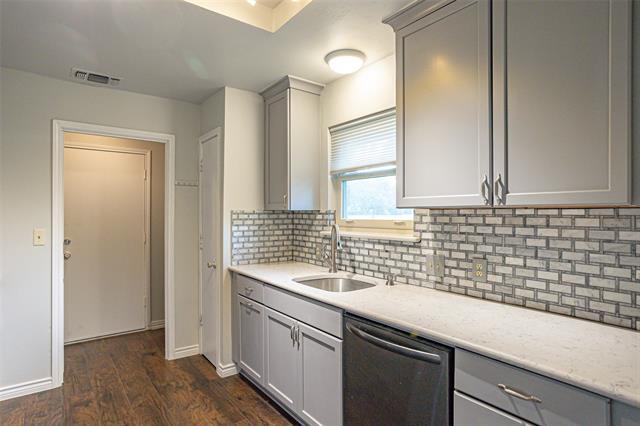 Building Photo - 2302 Westpark Way Cir
