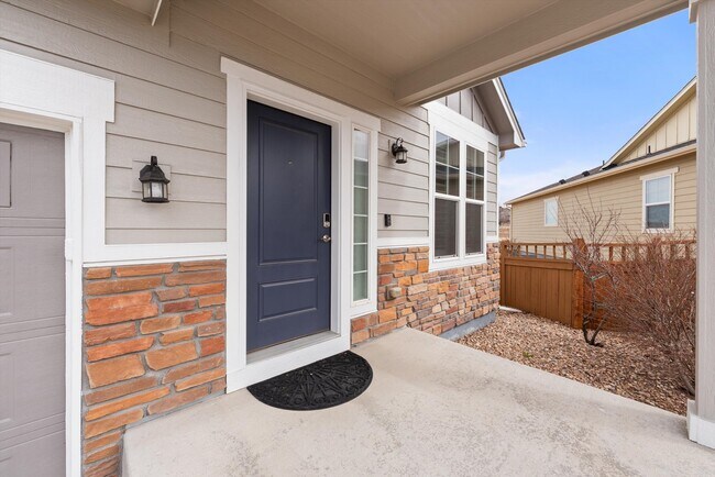 Building Photo - 8344 Coopers Hawk Way