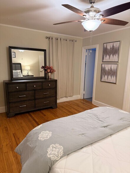 Building Photo - 2668 Madden Dr