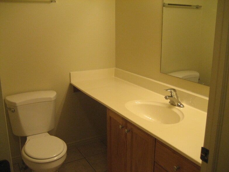 M-Bath - 4498 Chukar Dr