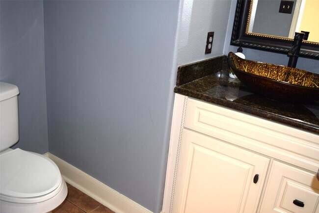 Building Photo - 4911 Dwarf Honeysuckle Ct