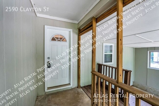Building Photo - 2590 Clayton St