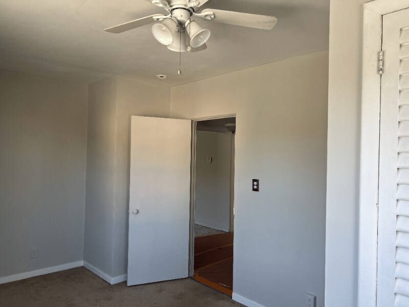 Building Photo - 7012 Kennedy Ave