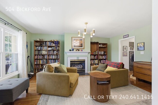 Building Photo - 504 Bickford Ave