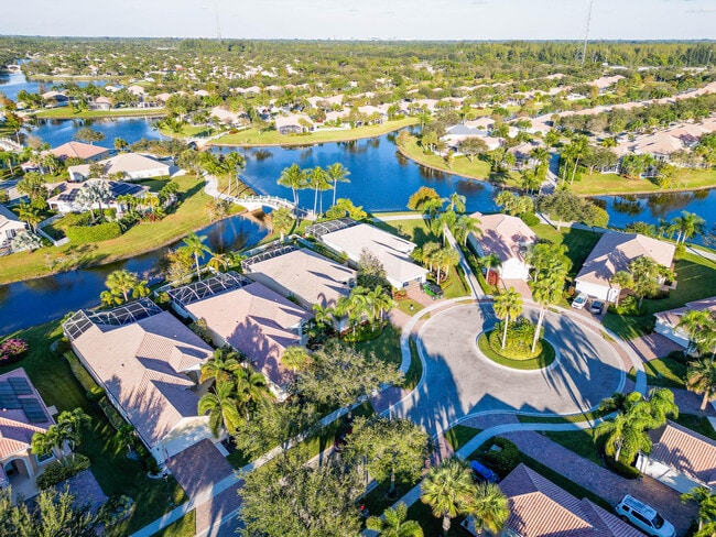 Building Photo - 8217 Xanthus Ln