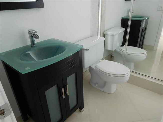 Building Photo - 3090 N Course Dr