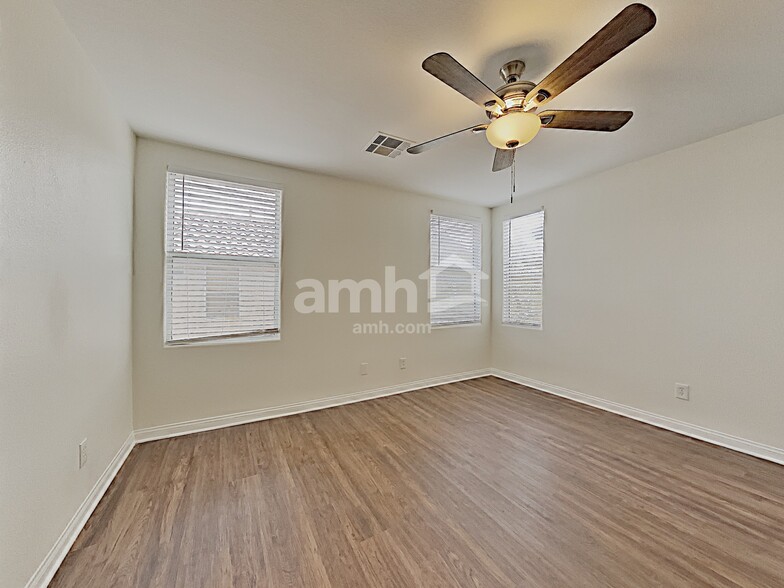 Building Photo - 7960 Imperial Treasure St