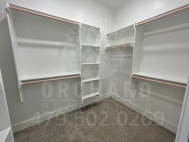 Building Photo - Single-Family Home- Bella Vista- Spacious Westley Plan