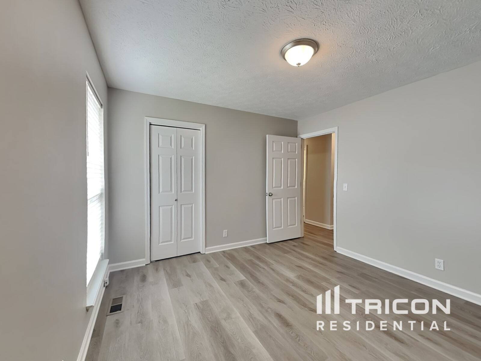 Building Photo - 3101 Chateau Valley Dr