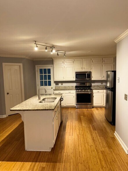 Building Photo - 4650 Kousa Ln