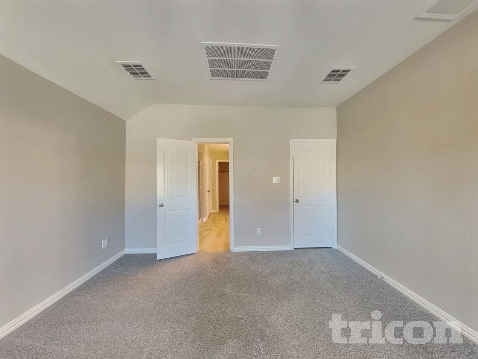 Building Photo - 810 Silverbell St