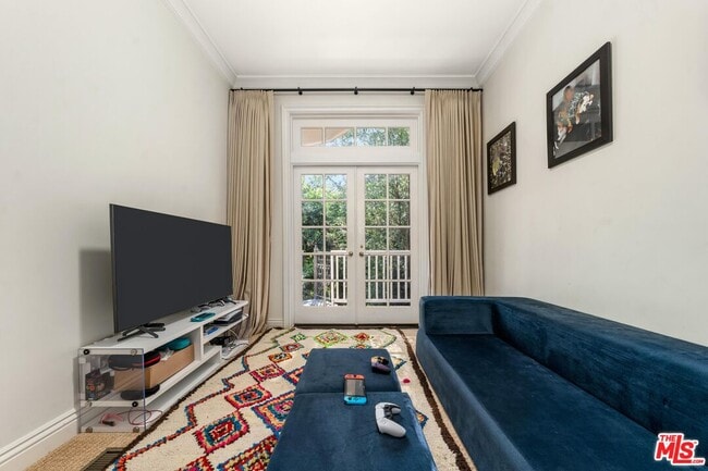 Building Photo - 515 S Westgate Ave